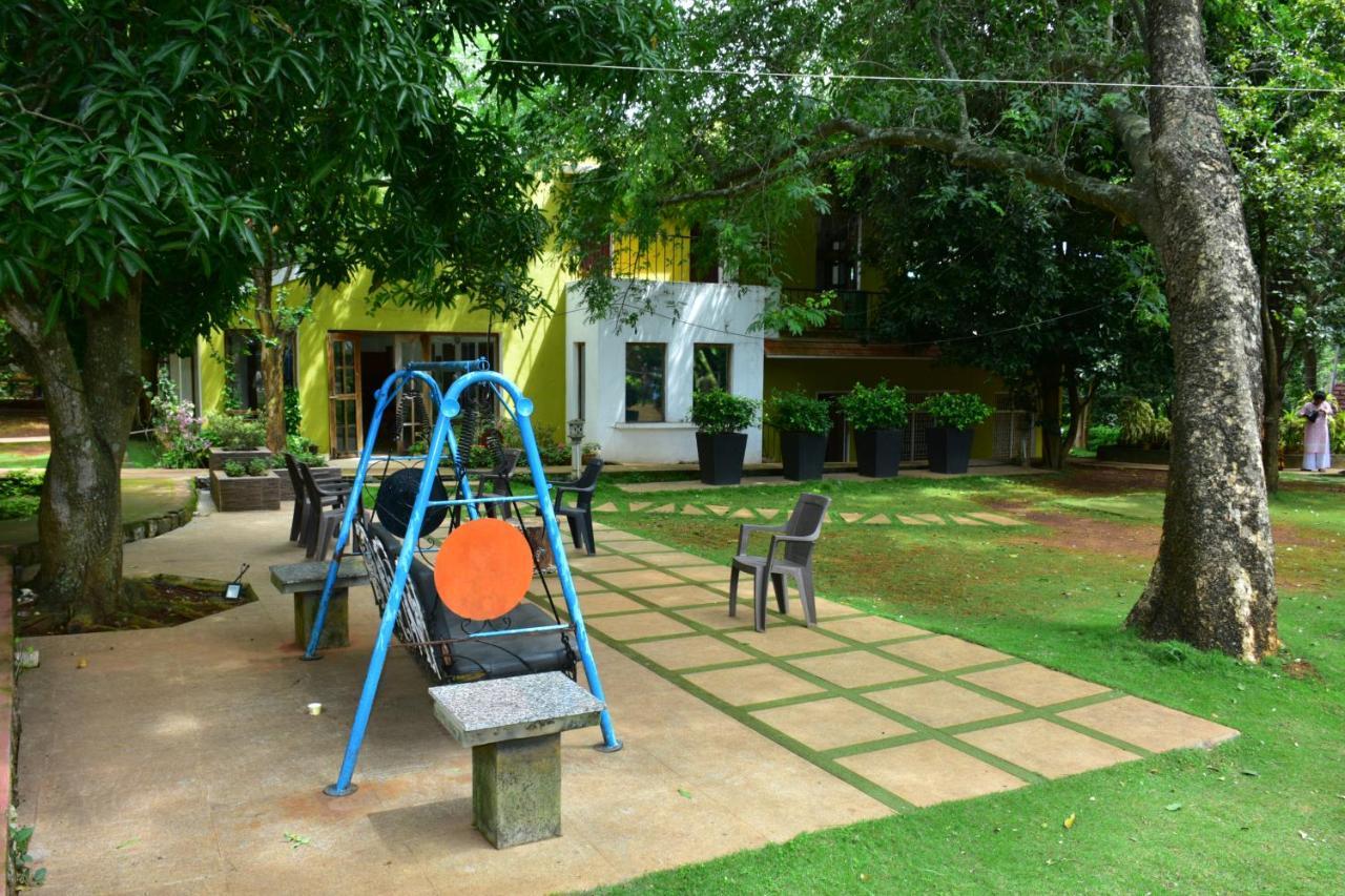 Resort Zeenath Taj Gardens Yelagiri