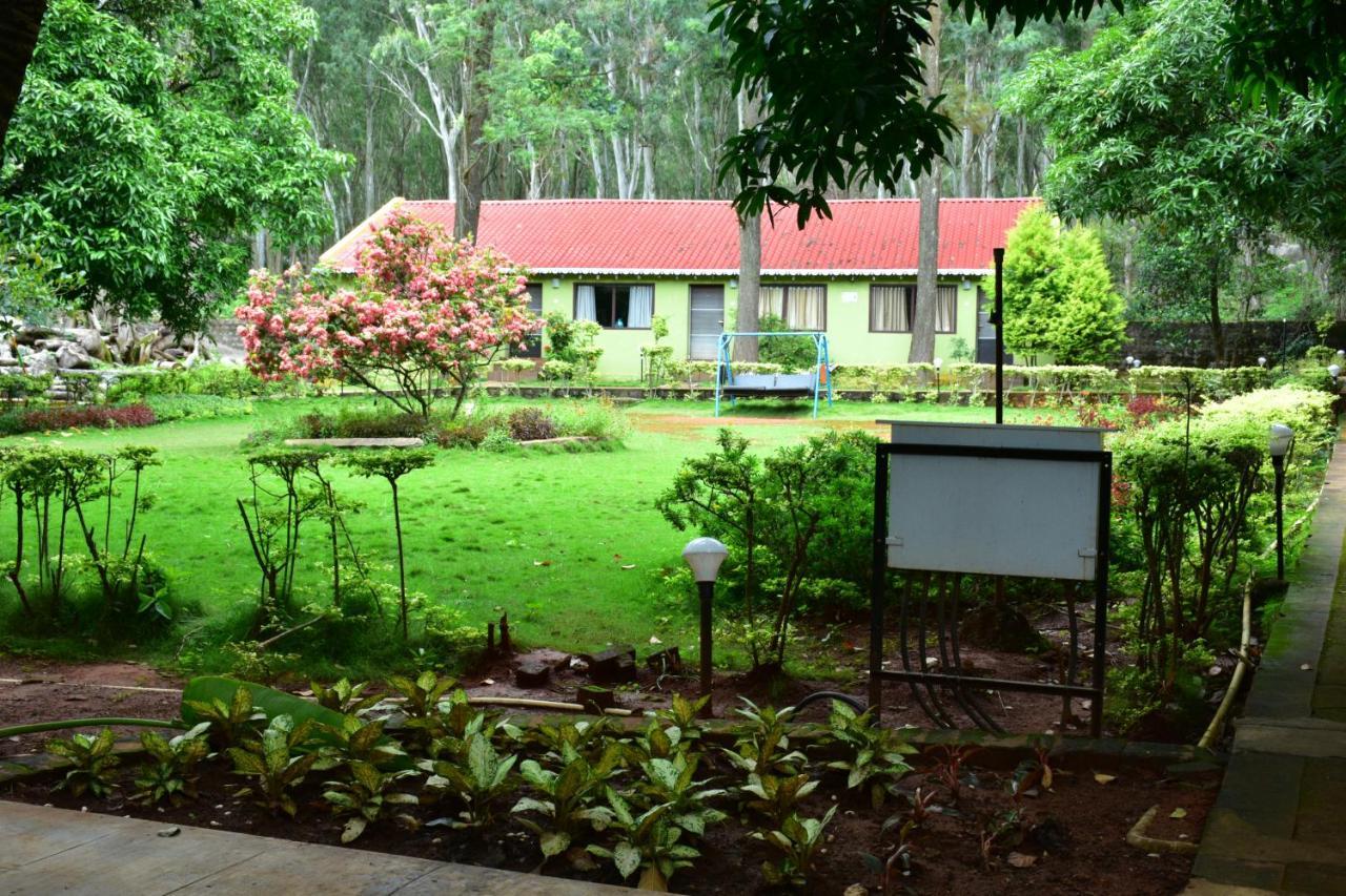 Zeenath Taj Gardens Resort