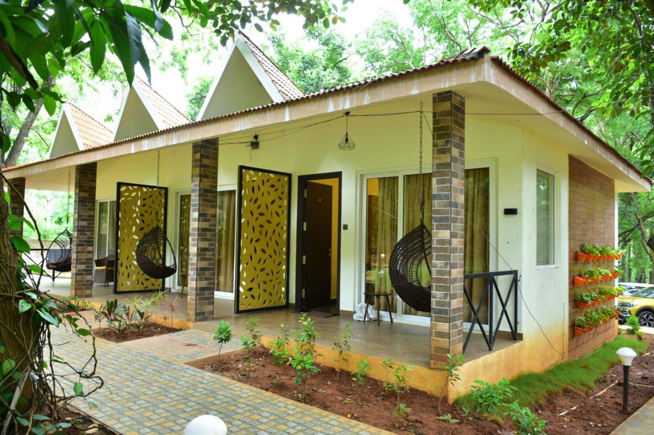 Zeenath Taj Gardens 3* Yelagiri