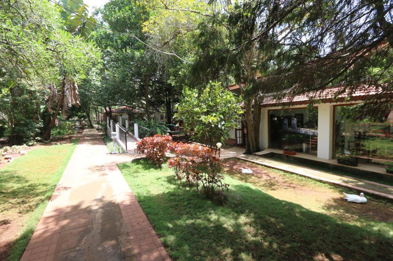सहारा Zeenath Taj Gardens Yelagiri