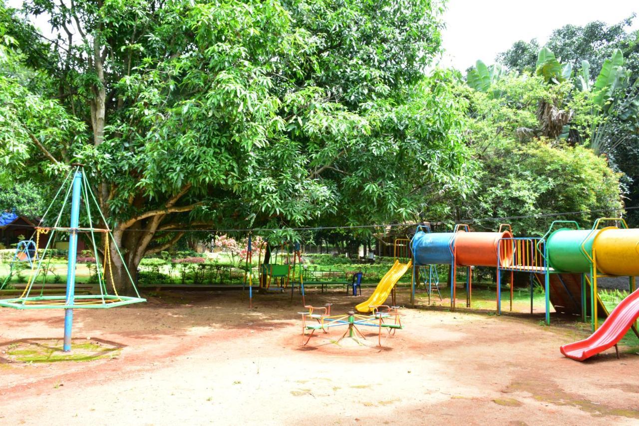 Zeenath Taj Gardens सहारा