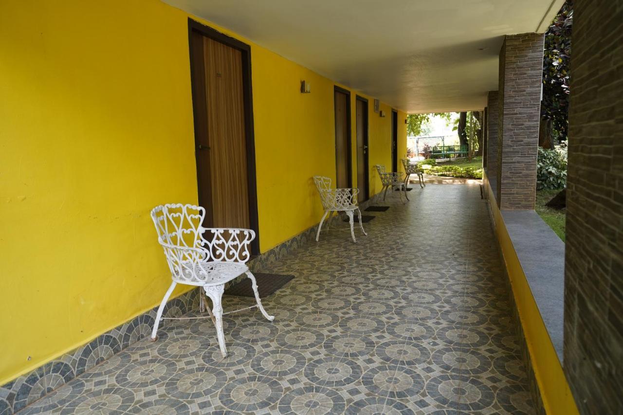 Zeenath Taj Gardens 3*